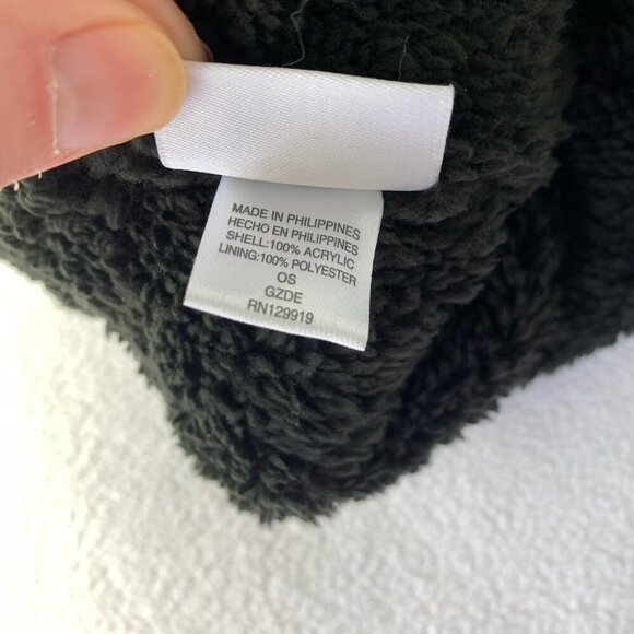 Dockers Levi's Beanie Insulated Acrylic Cuff Hat Cap Black Gray NWT - Picture 6 of 9